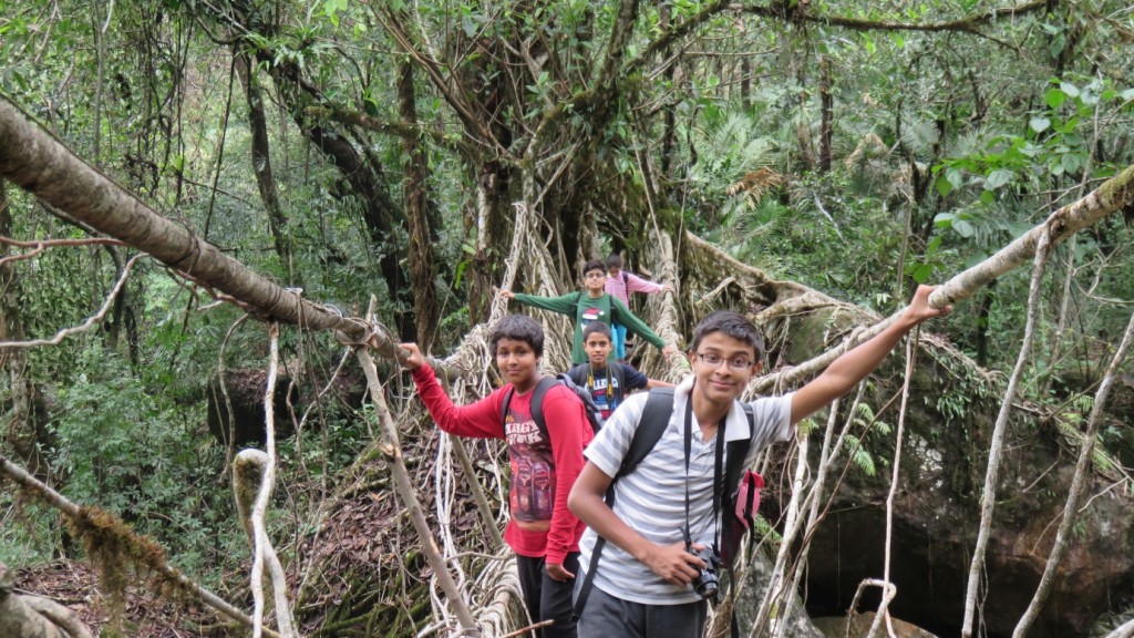 longest living root bridge, Ritymmen,Nongthymmai village, Cherrapunji